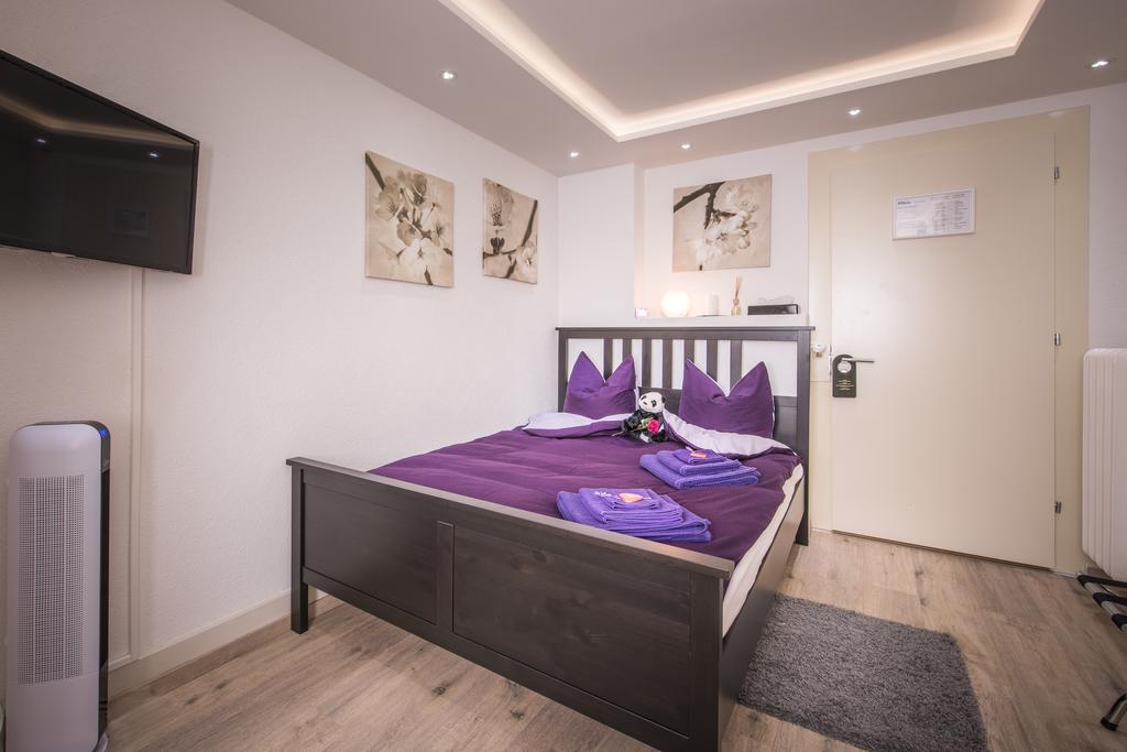 Max Aviation Villa & Apartments Berna Exterior foto